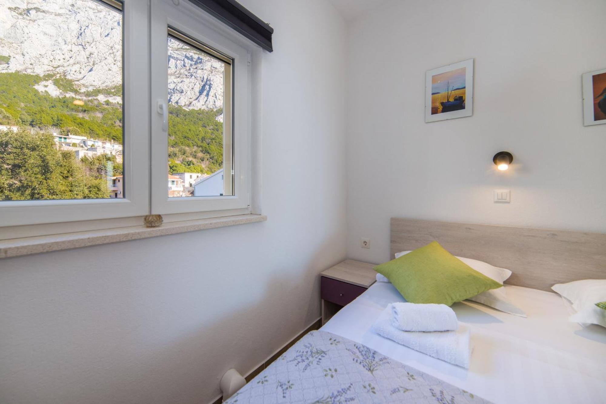 Apartment Biokovo Макарска Экстерьер фото